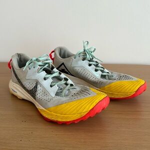 Nike Trail Sneakers